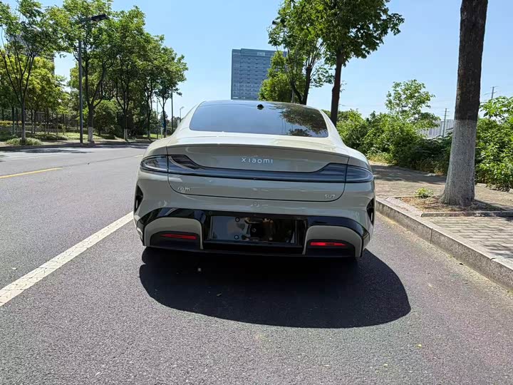 Xiaomi SU7, 2025 — фото 8 из 9
