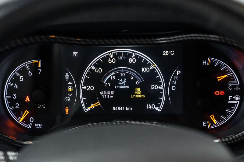 Jeep Grand Cherokee, 2023 — фото 11 из 12