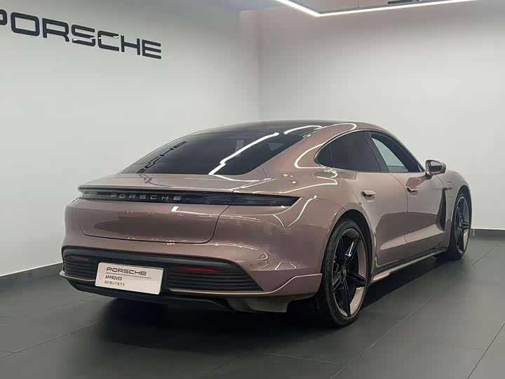 Porsche Taycan, 2021 — фото 4 из 9