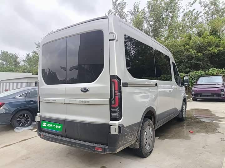 Ford Transit T8, 2024 — фото 7 из 9