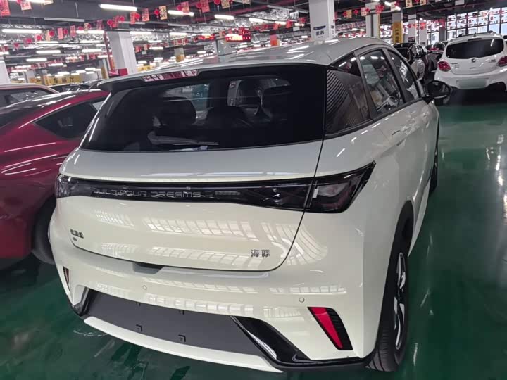 BYD Dolphin, 2026 — фото 6 из 9