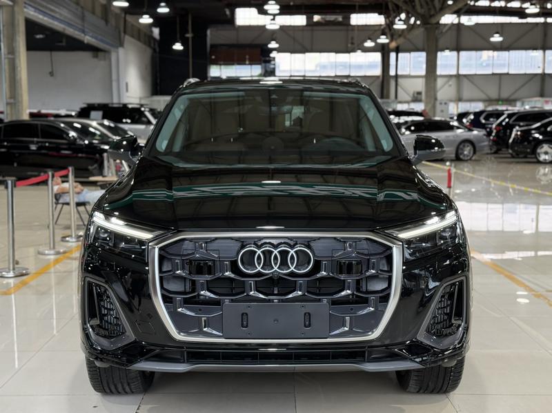 Audi Q7, 2026 — фото 2 из 12