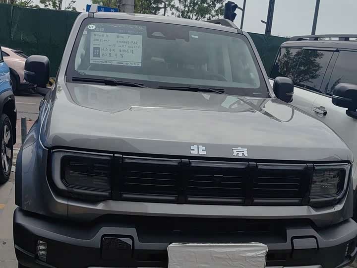 BAIC Beijing BJ40 Hybrid, 2025 — фото 8 из 9