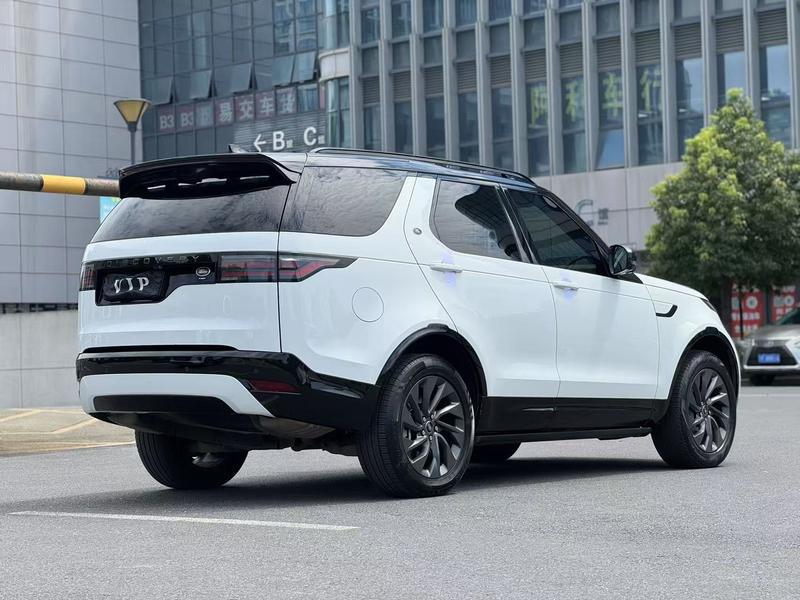 Land Rover Discovery, 2022 — фото 7 из 12