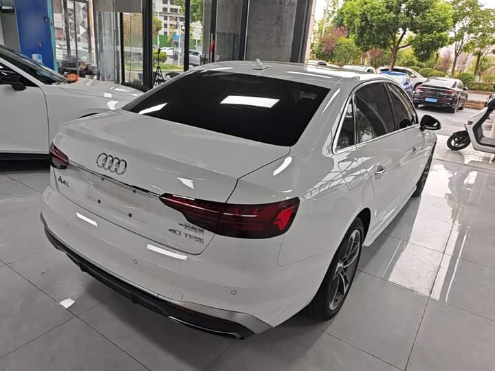 Audi A4L, 2024 — фото 7 из 9