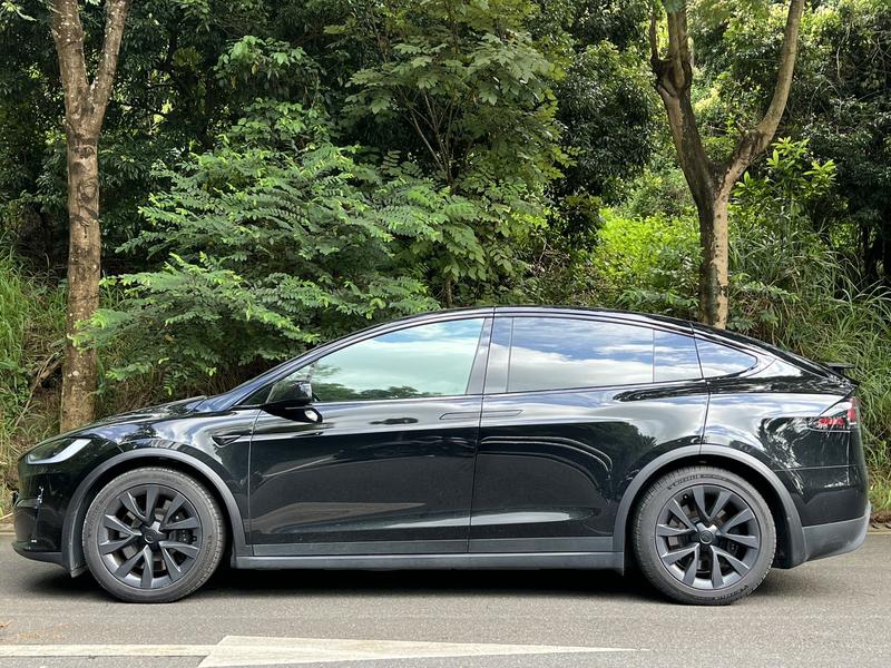 Tesla Model X, 2023 — фото 3 из 11