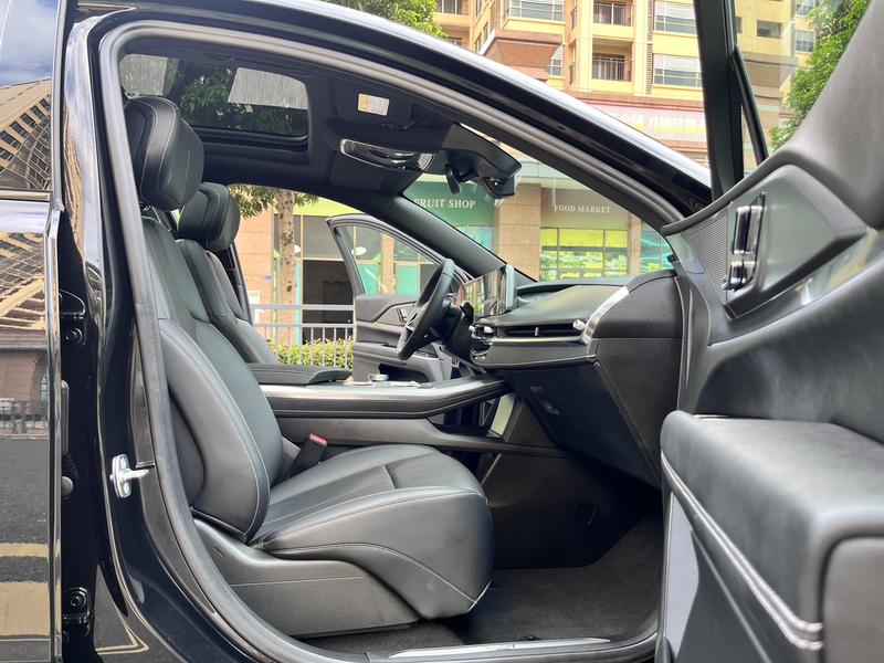 Cadillac XT5, 2025 — фото 10 из 12