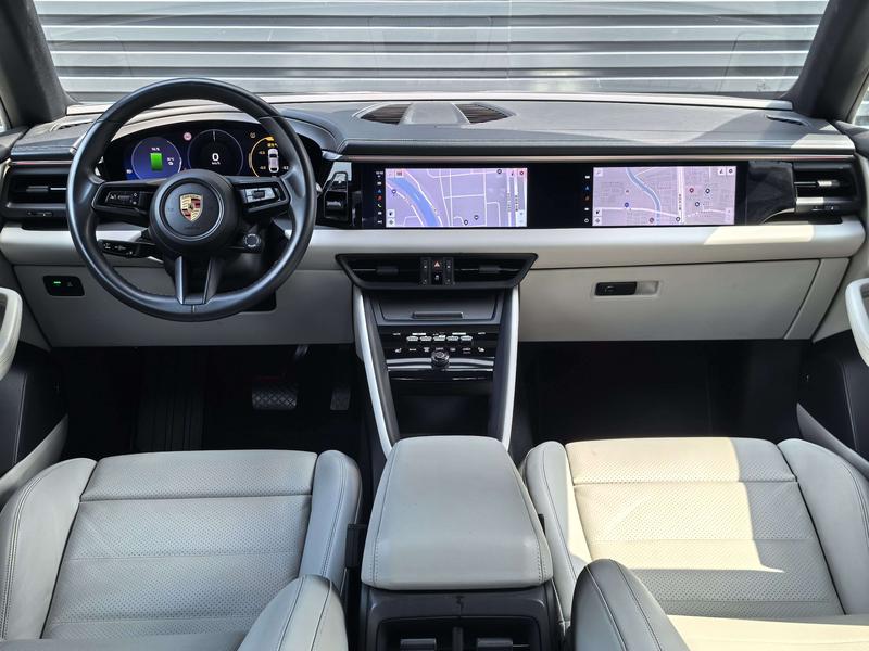 Porsche Macan EV, 2024 — фото 9 из 12