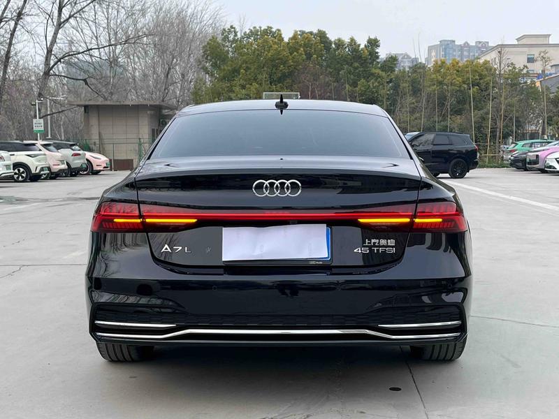 Audi A7L, 2023 — фото 6 из 12