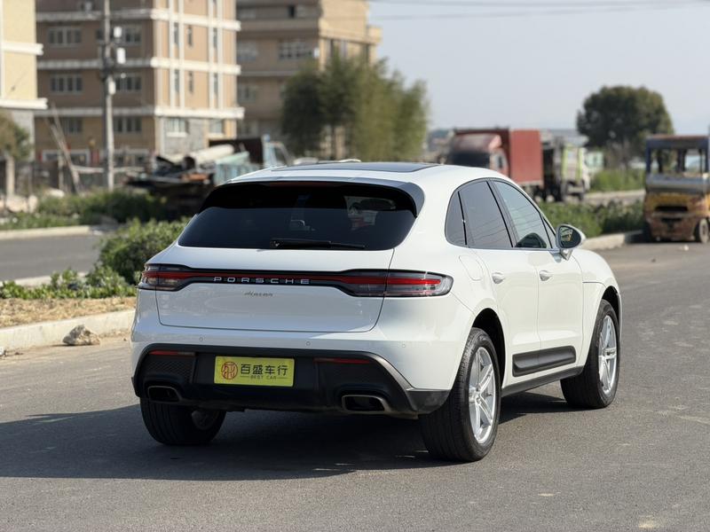 Porsche Macan, 2024 — фото 6 из 11