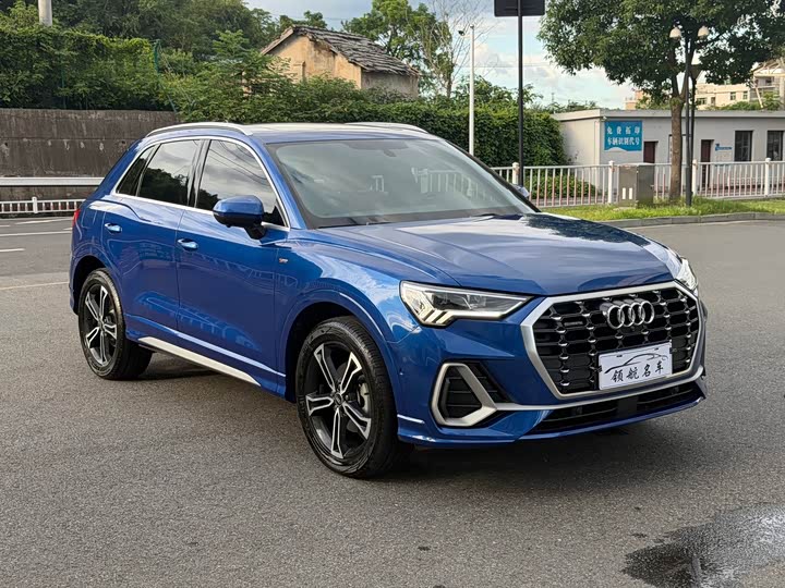 Audi Q3, 2022 — фото 3 из 9