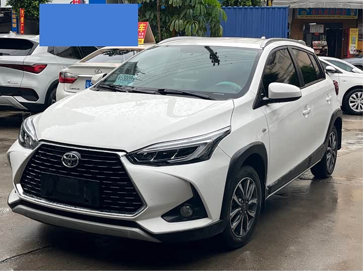 Toyota Yaris L Hatchback, 2022 — купить в Туле под ключ