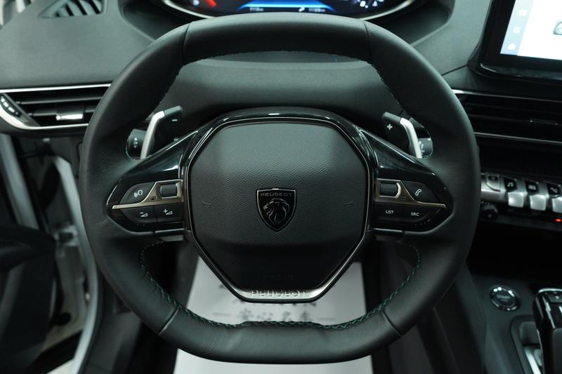Peugeot 5008, 2022 — фото 12 из 12
