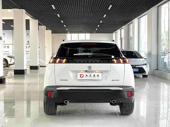 Peugeot 2008, 2023 — фото 5 из 9