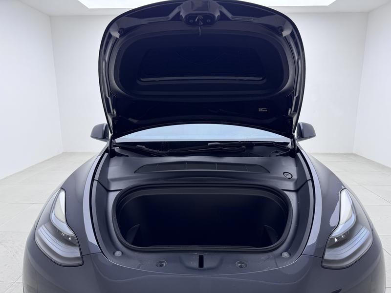 Tesla Model Y, 2024 — фото 12 из 12