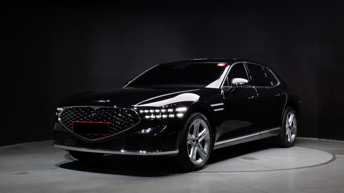 Genesis G90, 2024 — купить в Смоленске под ключ