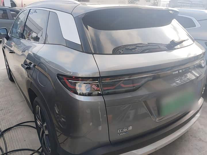 BYD Song L DM-i Hybrid, 2024 — фото 5 из 9