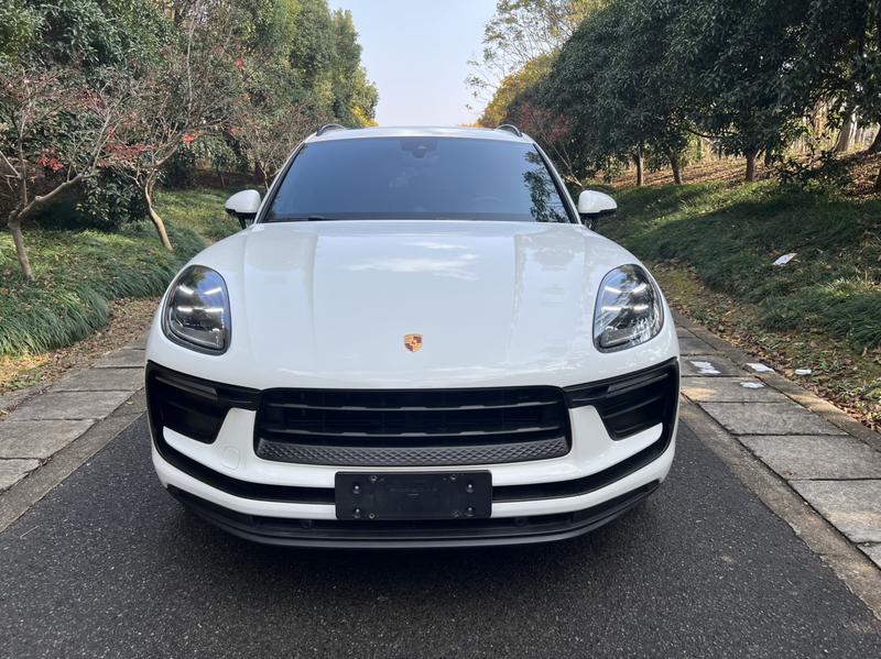 Porsche Macan, 2022 — фото 2 из 12