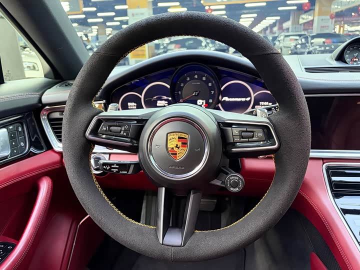 Porsche Panamera, 2022 — фото 7 из 9