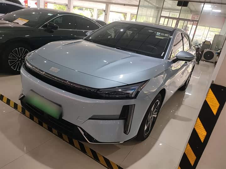 Geely Galaxy L6, 2024 — купить в Москве под ключ