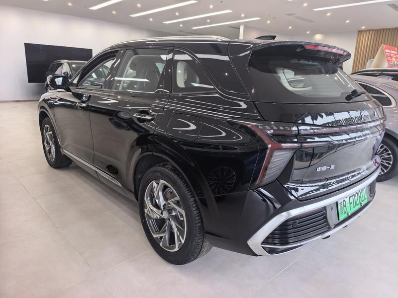 Hongqi HS3 Hybrid, 2025 — фото 4 из 10