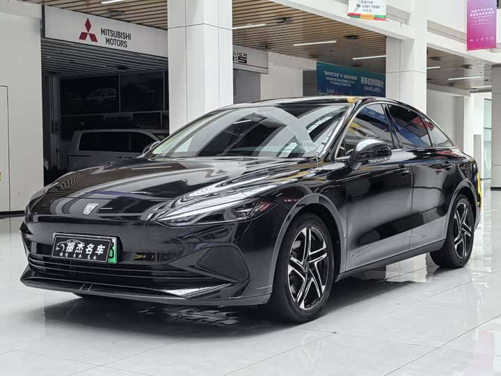 Roewe D7, 2024 — купить в Москве под ключ