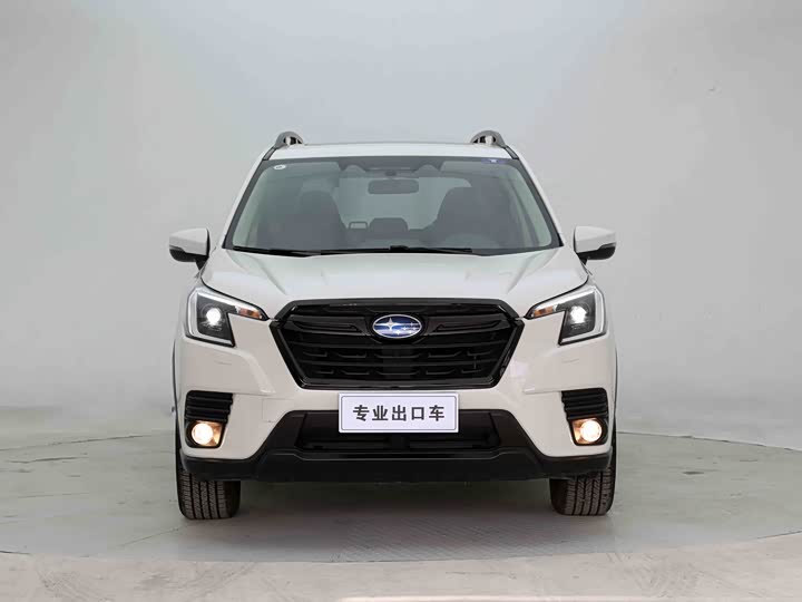 Subaru Forester, 2022 — фото 2 из 9