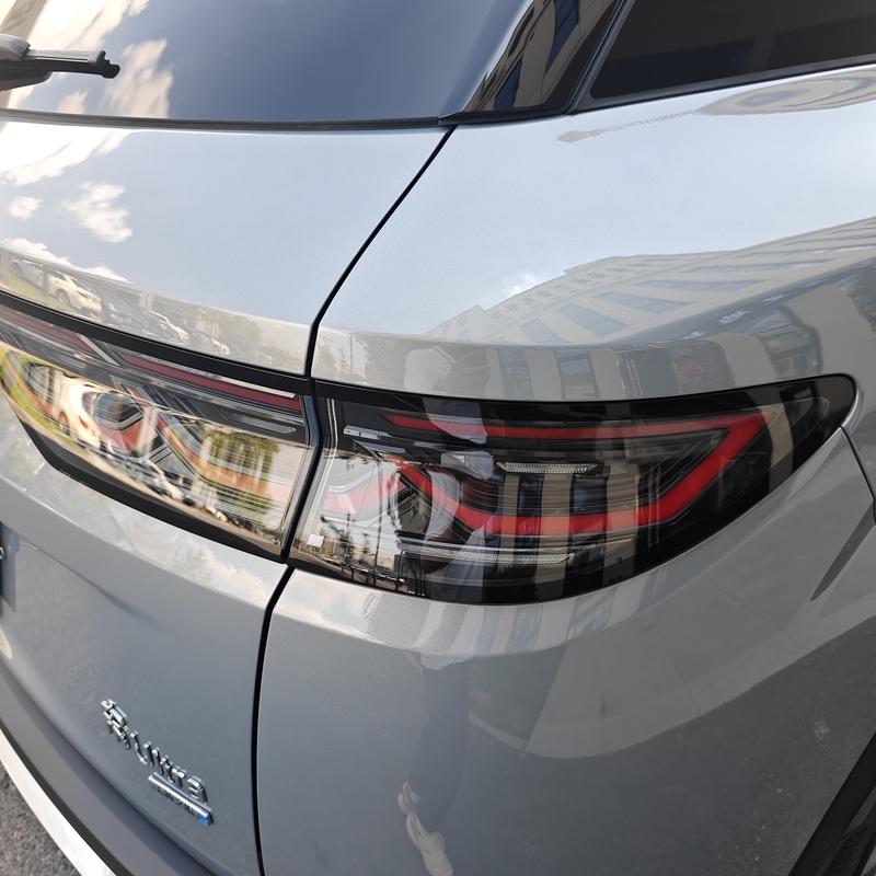 BYD Song Ultra EV, 2026 — фото 7 из 12