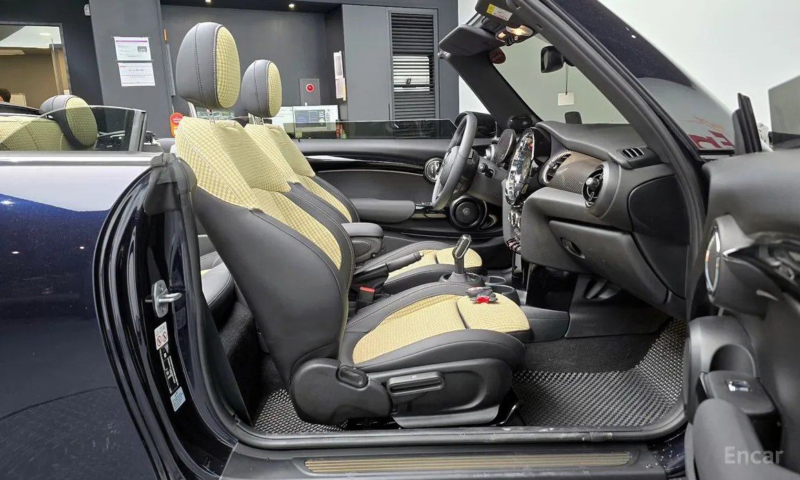 Mini Cooper Convertible, 2023 — фото 10 из 12