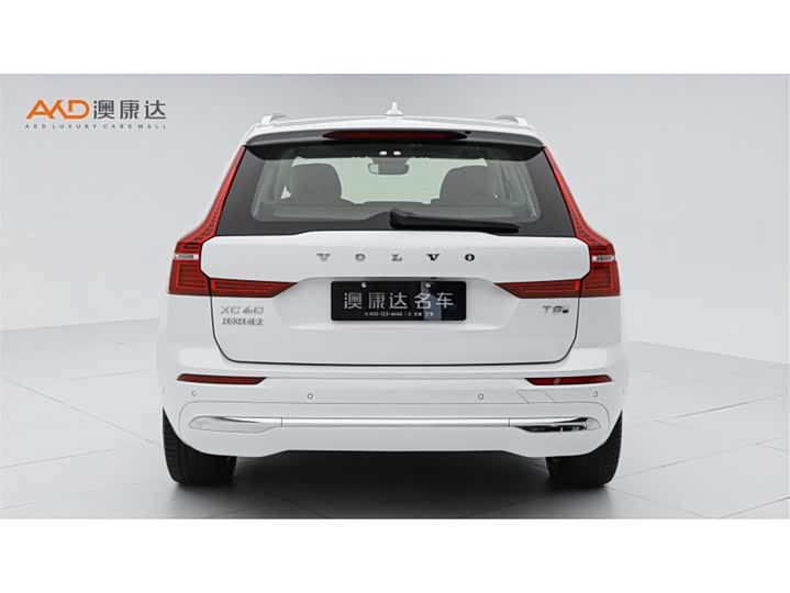 Volvo XC60 Hybrid, 2024 — фото 4 из 9