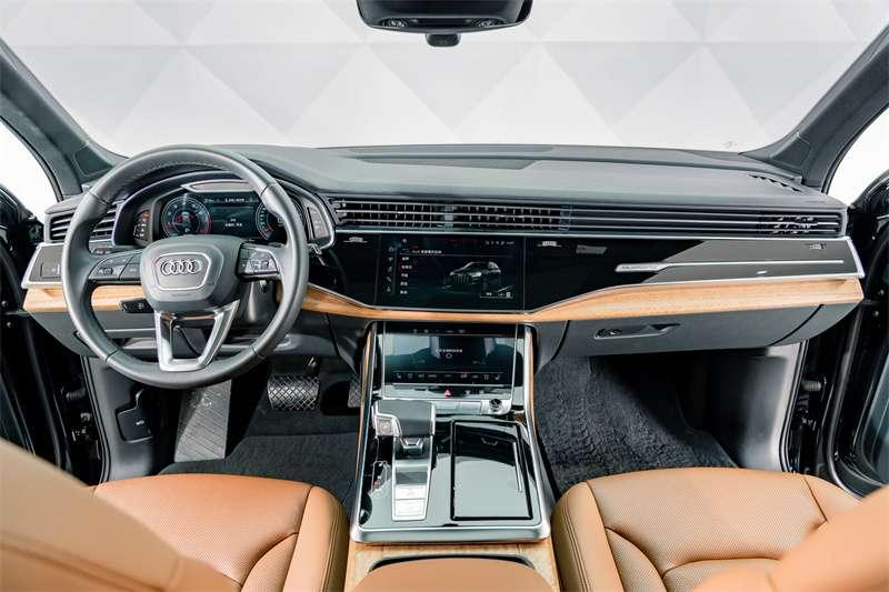 Audi Q7, 2022 — фото 8 из 12