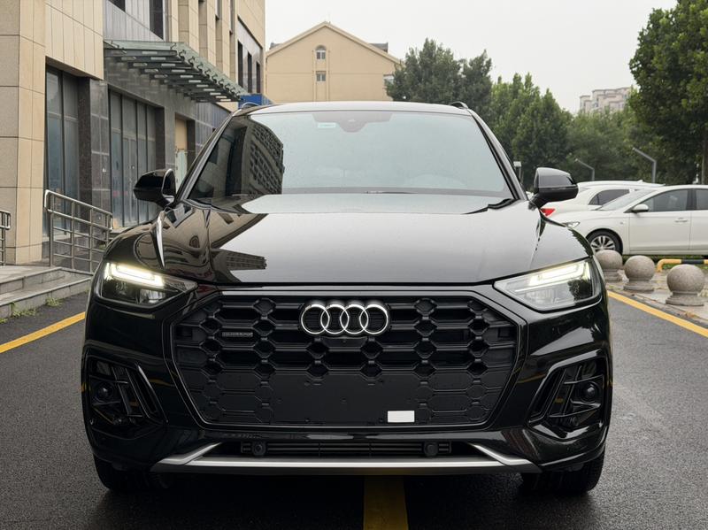 Audi Q5L, 2024 — фото 2 из 9