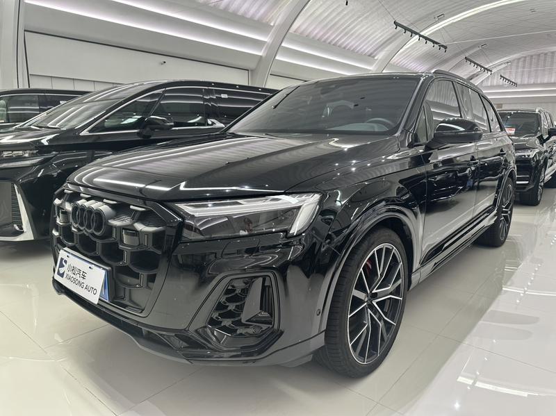 Audi Q7, 2024 — купить в Кирове под ключ