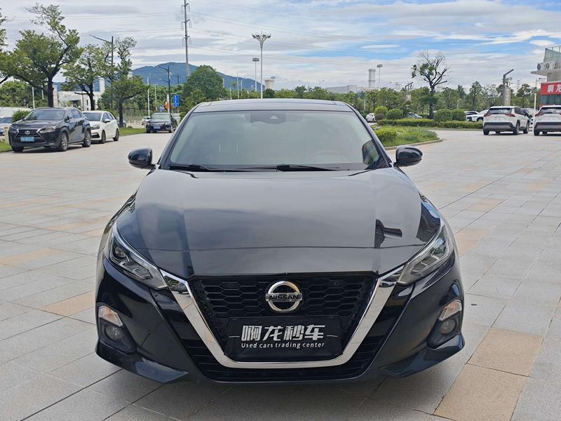 Nissan Teana, 2022 — фото 2 из 12