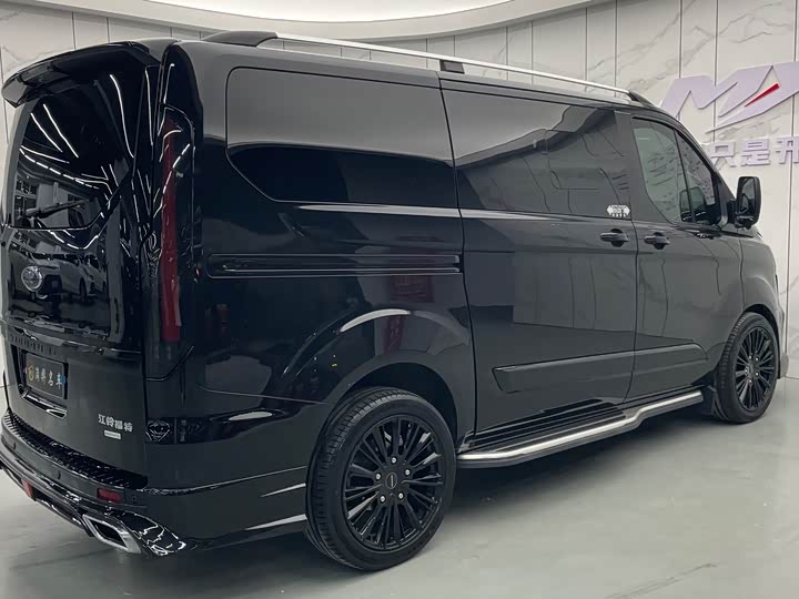 Ford Tourneo, 2022 — фото 6 из 9