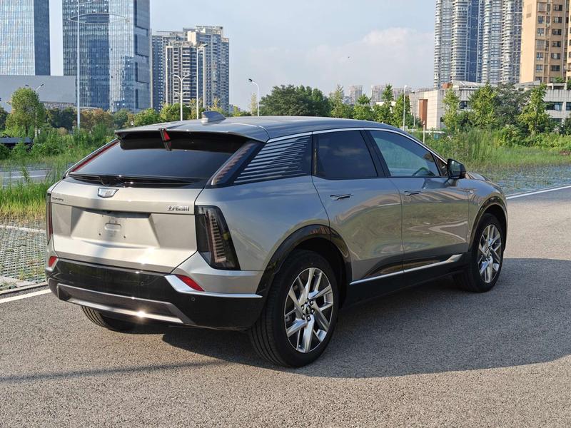 Cadillac Optiq, 2024 — фото 6 из 11