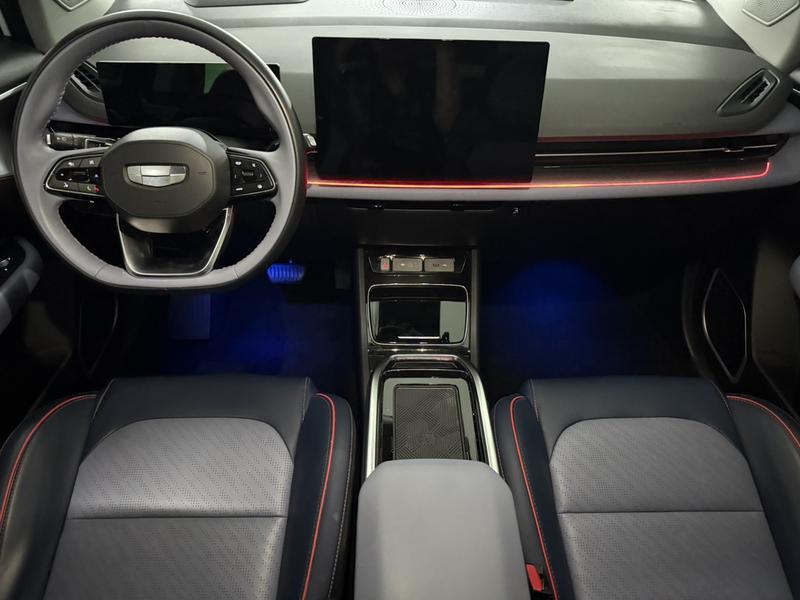 Geely Geometry M6, 2023 — фото 7 из 12