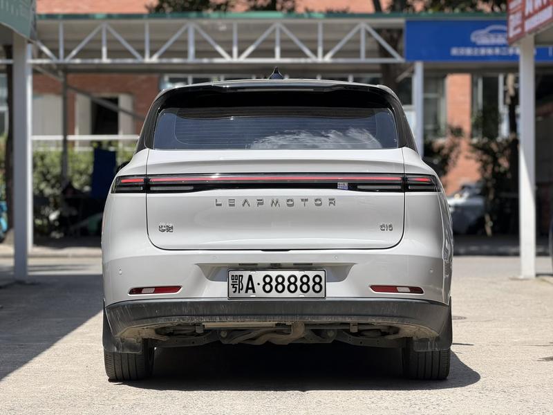 Leapmotor C10, 2024 — фото 5 из 12
