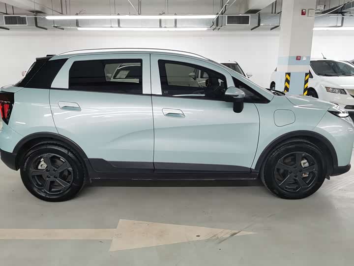 Geely Geometry E Firefly, 2022 — фото 4 из 9