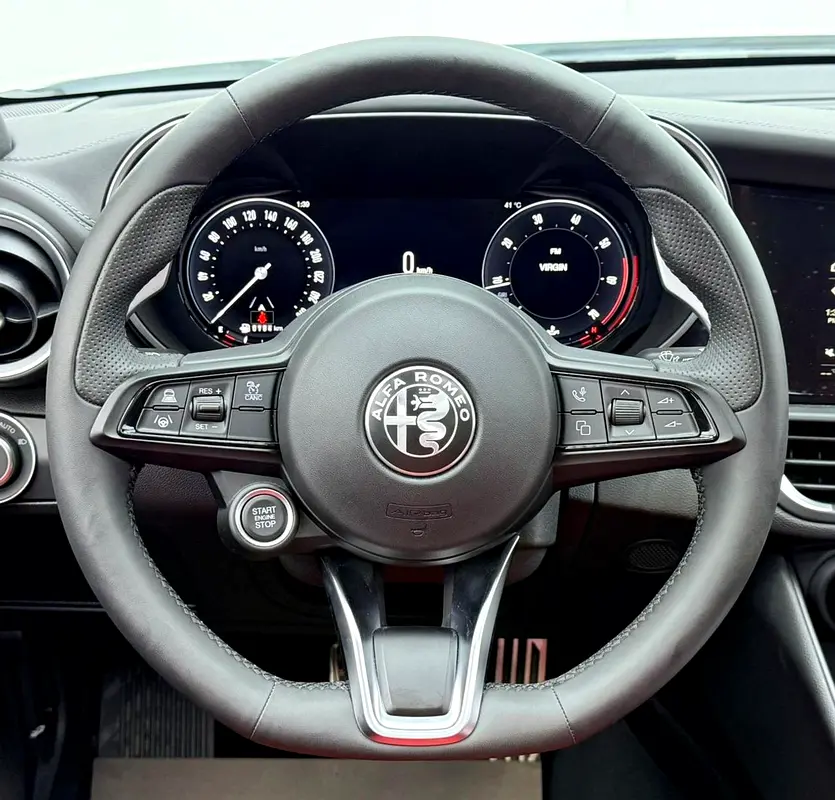 Alfa Romeo Giulia, 2025 — фото 10 из 10