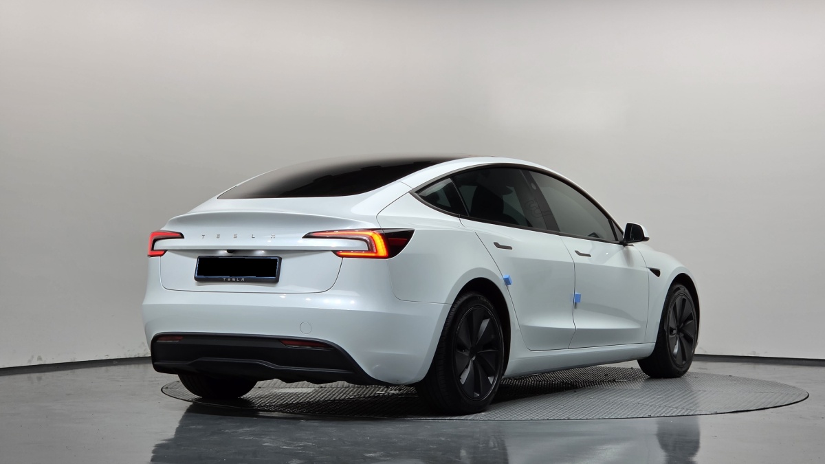 Tesla Model 3, 2024 — фото 2 из 12