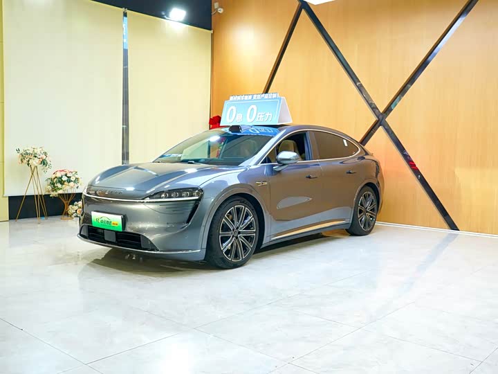 Luxeed R7, 2024 — купить в Тольятти под ключ