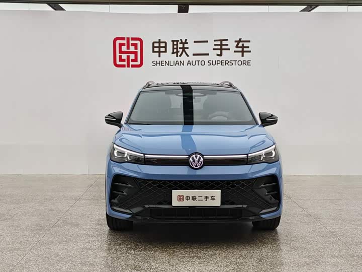 Volkswagen Tiguan L Pro, 2024 — фото 2 из 9