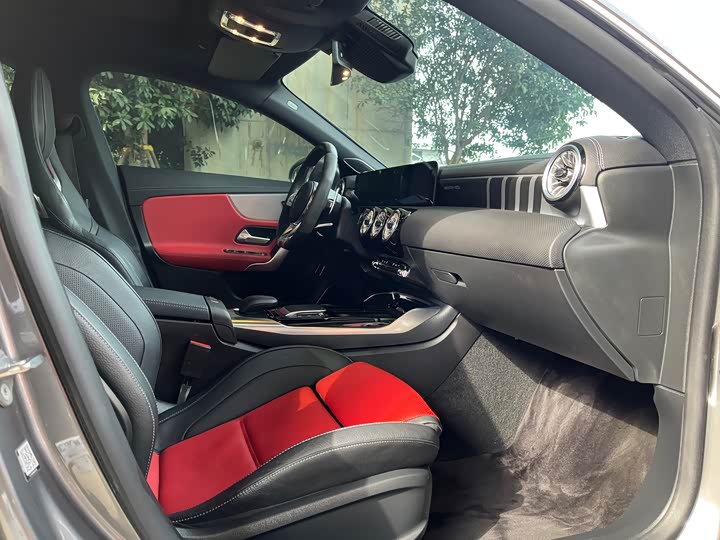 Mercedes-Benz CLA-Class AMG, 2022 — фото 9 из 9
