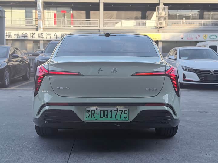 Hongqi EH5 (Tiangong 05), 2025 — фото 5 из 9