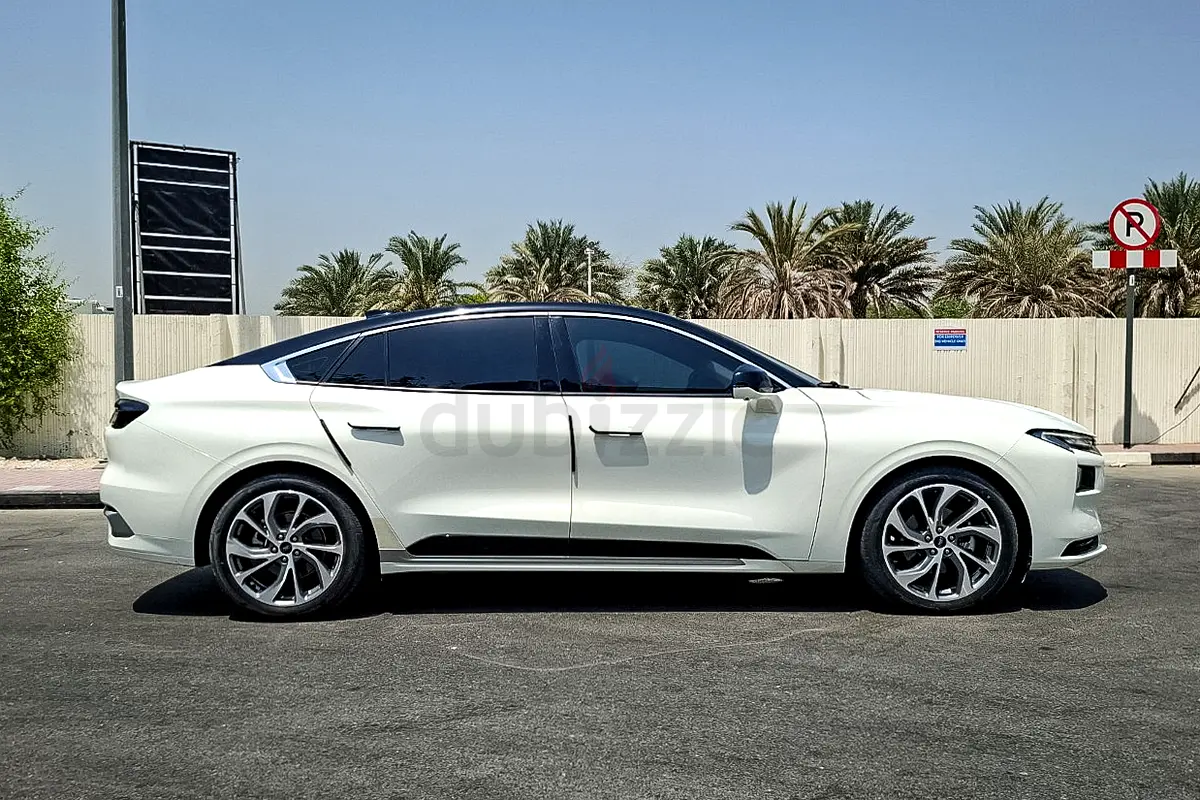 Ford Taurus, 2025 — фото 4 из 10