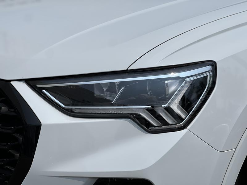 Audi Q3 Sportback, 2023 — фото 6 из 12