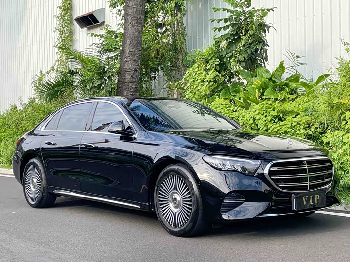 Mercedes-Benz E-Class, 2025 — фото 3 из 9