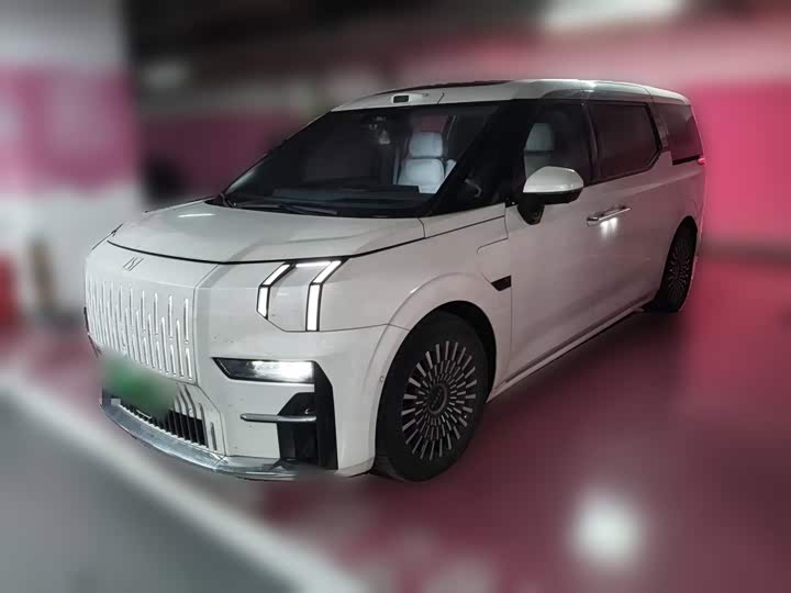 Zeekr 009, 2024 — купить в Самаре под ключ