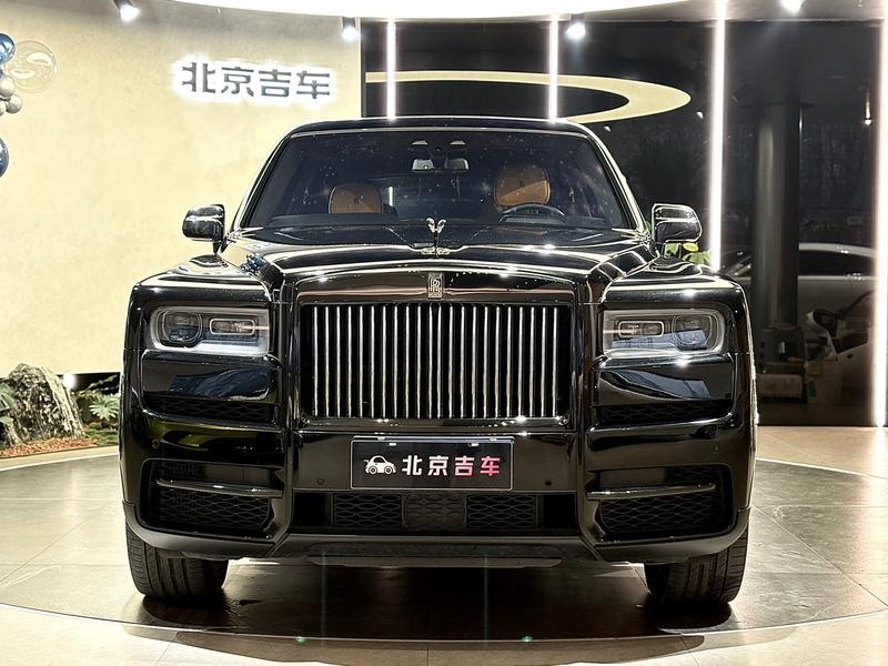 Rolls-Royce Cullinan, 2022 — фото 2 из 12